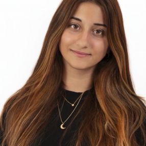 Valentina, Babysitter a Zola Predosa