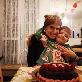 Sofia, Babysitter a Varedo