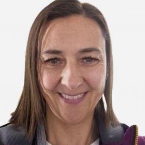 Laura, Babysitter a Arona