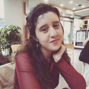 Miriana, Babysitter a Gualdo Tadino