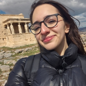 Giusi, Babysitter in Belpasso