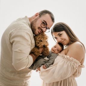 Chiara, Famiglia a Alba