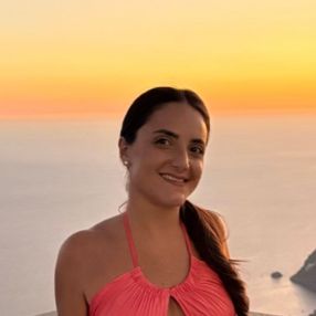 Rosalia, Babysitter a Castellammare di Stabia