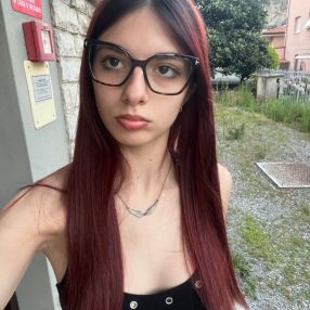 Gloria, Babysitter in Calolziocorte