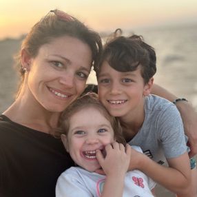 Elena, Family in Pieve di Cento