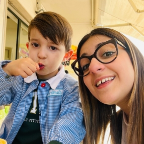 Veronica, Babysitter a Valledoria