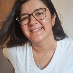 Julieta, Babysitter a Siderno