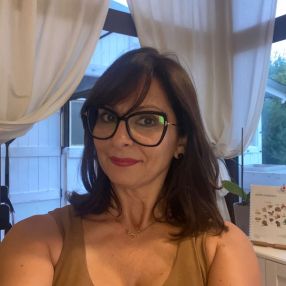 Mariella, Babysitter in Molfetta
