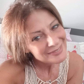 Angela, Babysitter a Amantea