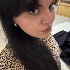 Valeria, Babysitter a Libero consorzio comunale di Ragusa
