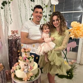 Ambra, Famiglia a Reggio Calabria