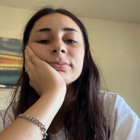 Michela, Babysitter a Pozzolengo