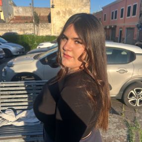 Eleonora, Babysitter in Ittiri