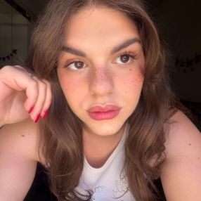 Valentina, Babysitter a Palermo