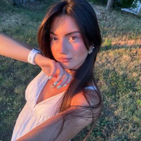 Giulia, Babysitter a Qualiano