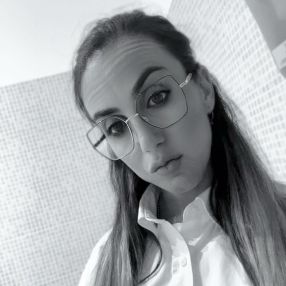 Anna maria, Babysitter a Mascalucia