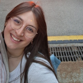 Naomi, Babysitter a Ferrara