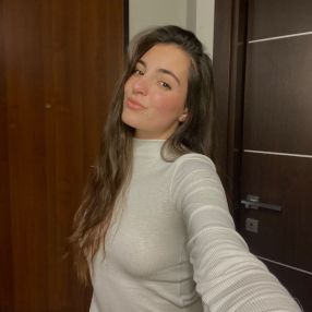 Martina, Babysitter a Nerviano
