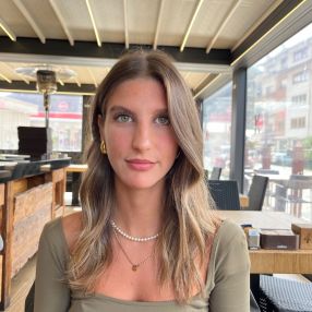 Valentina, Babysitter a Alassio