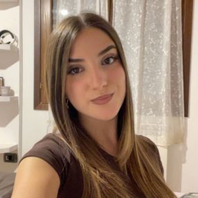 Viola, Babysitter a Ozieri