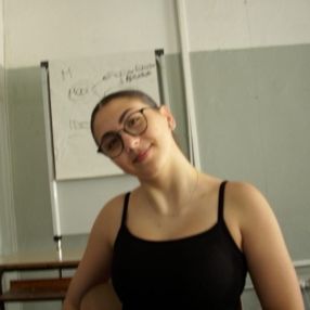 Giulia, Babysitter a Melegnano