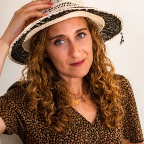 Micol, Babysitter in Nardò