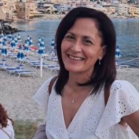 Adriana, Babysitter in Messina