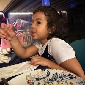 hanane, Babysitter in Molteno