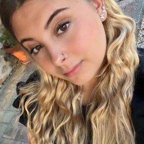 Giada, Babysitter a Figino Serenza