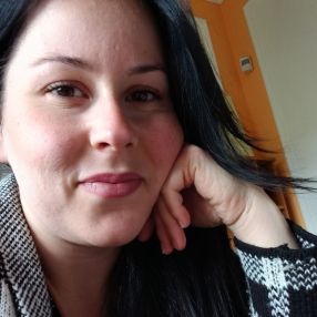 Elena, Babysitter a Giarre