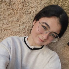 Eva, Babysitter a Decimomannu