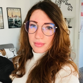 Federica, Babysitter a Magenta