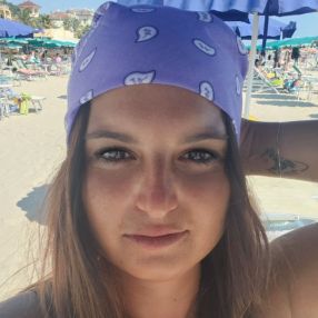 Sara, Babysitter a La Loggia