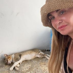 Roberta , Babysitter a Caserta