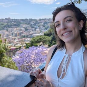 Chiara, Babysitter in Napoli