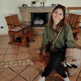 Sharon, Babysitter a Nocera Superiore