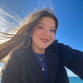 Chiara, Babysitter a Albisola Superiore