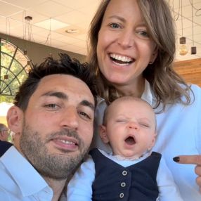 Nice, Famiglia a Albano Sant'alessandro