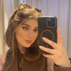 Shirin, Babysitter a Trieste