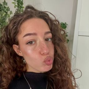 Chiara, Babysitter a Penta