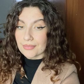 Anastasia, Babysitter a Torrenova
