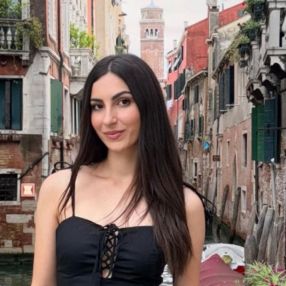 Nikolina, Babysitter in Recanati