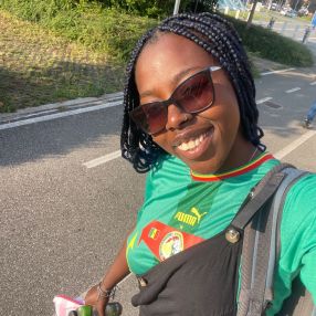 Fatou, Babysitter a Nave
