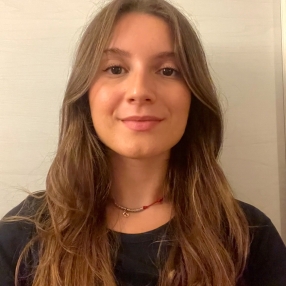 Giorgia, Babysitter a Melegnano