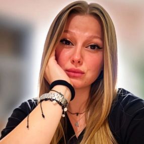 Julia, Babysitter a Marano Marchesato