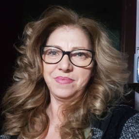 Anna Maria, Babysitter a Alvignano