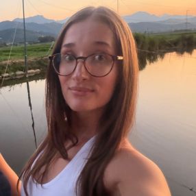 Valeria, Babysitter in Massarosa