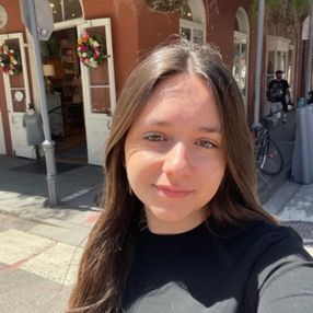 Ambra, Babysitter a Lignano Sabbiadoro