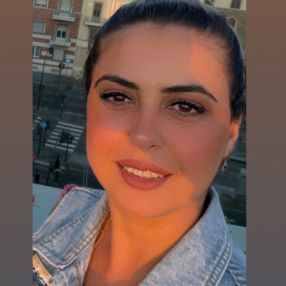 Elona, Babysitter in Figline Valdarno