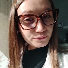 Albina, Babysitter a Benevento